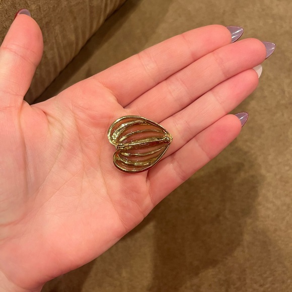 Monet Heart Brooch - Picture 2 of 3